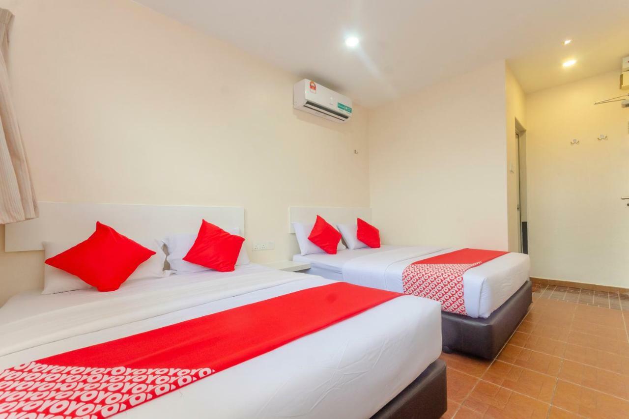 Oyo 1010 Skudai Hotel Kültér fotó