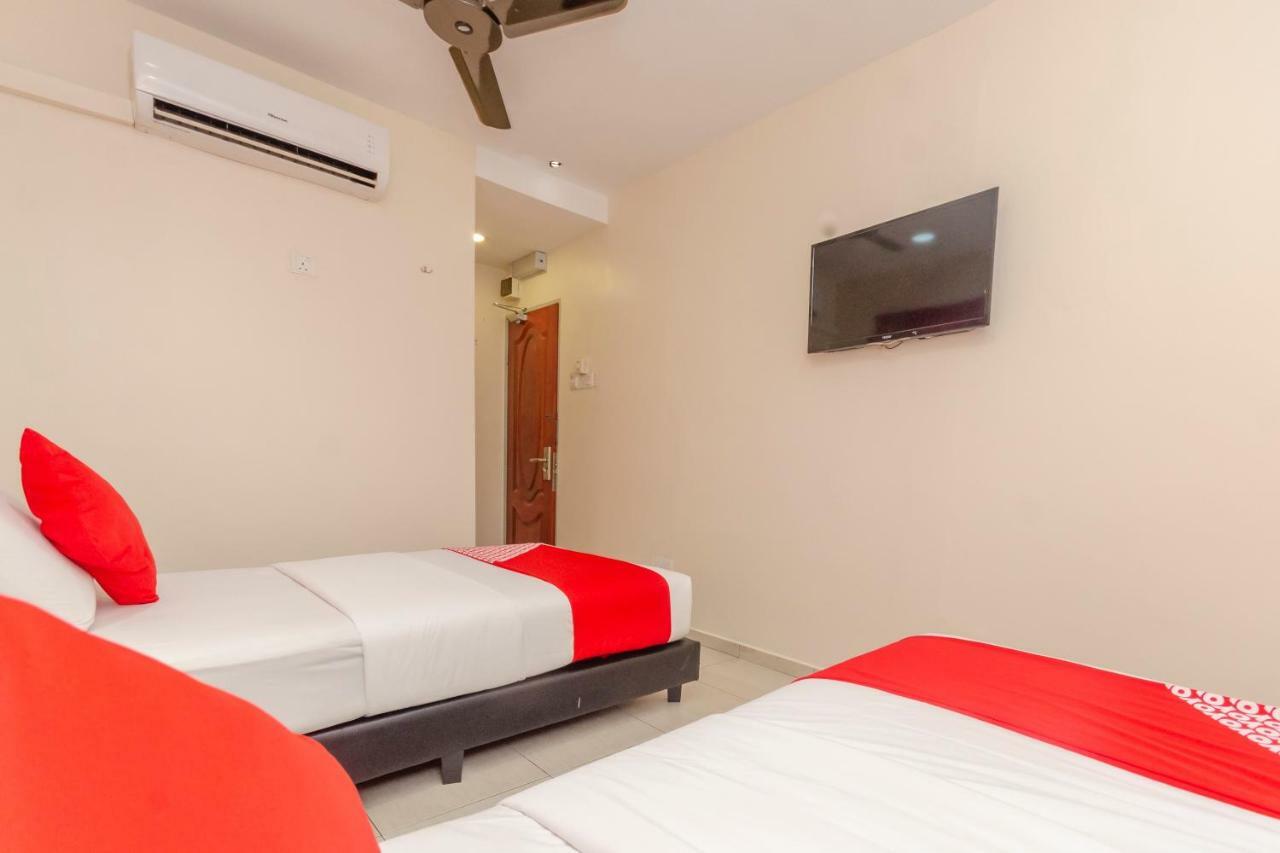 Oyo 1010 Skudai Hotel Kültér fotó