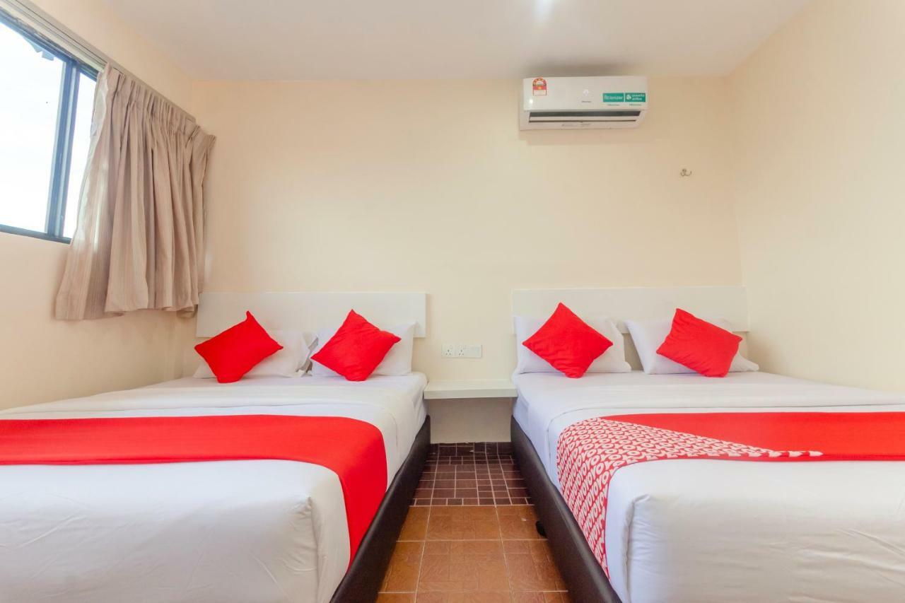 Oyo 1010 Skudai Hotel Kültér fotó