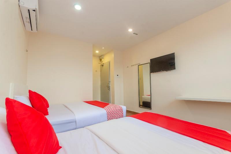 Oyo 1010 Skudai Hotel Kültér fotó