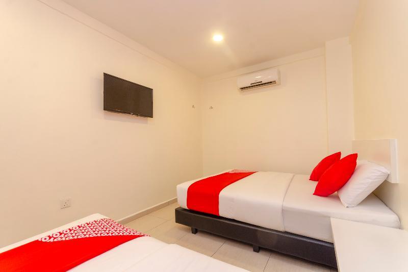 Oyo 1010 Skudai Hotel Kültér fotó