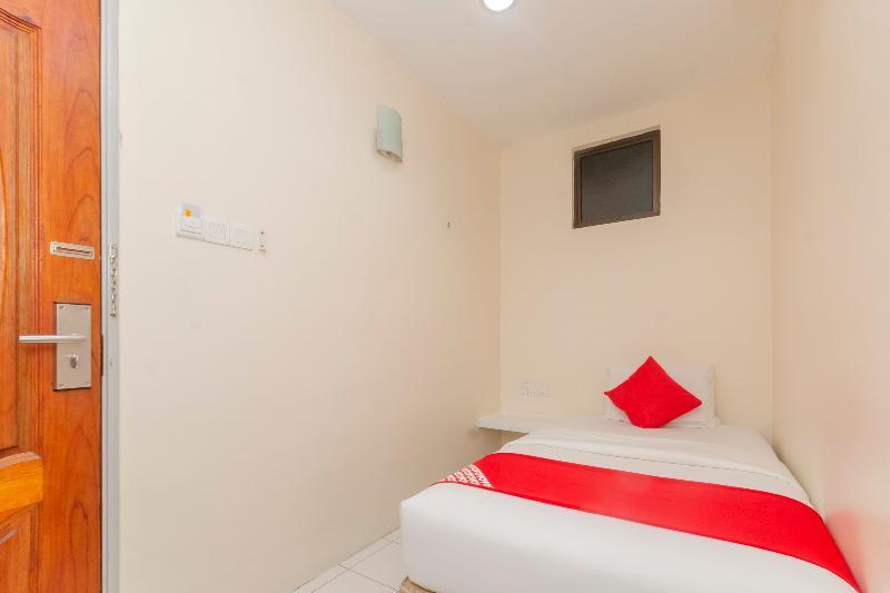 Oyo 1010 Skudai Hotel Kültér fotó