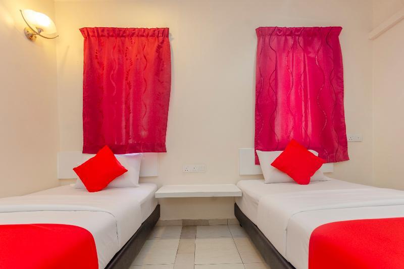 Oyo 1010 Skudai Hotel Kültér fotó
